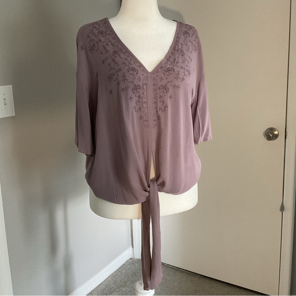Eyeshadow Dusty Purple Embroidered Blouse